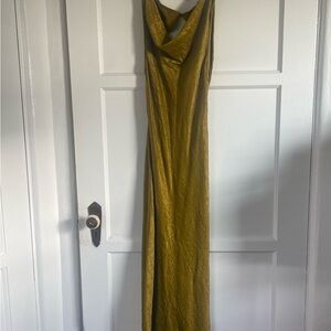NWT Zara Wrinkle Look Midi Dress Olive, Size M